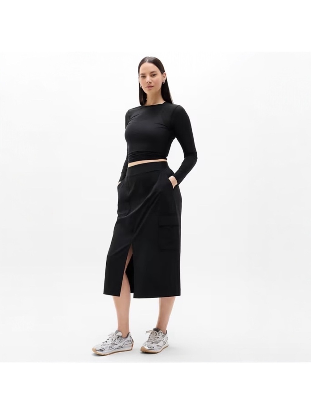 ATHLETA Brooklyn Heights High Rise Cargo Skirt in black 2